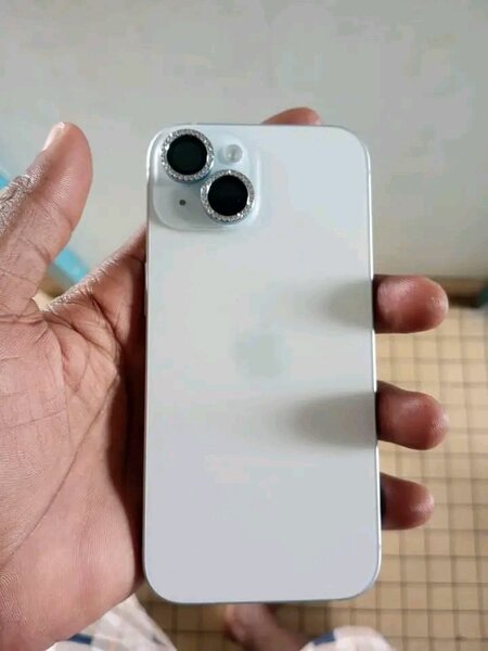 iPhone dernier modèle argent