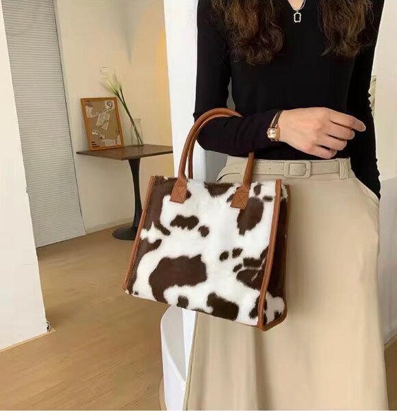 Sac fourrure imprimé animal