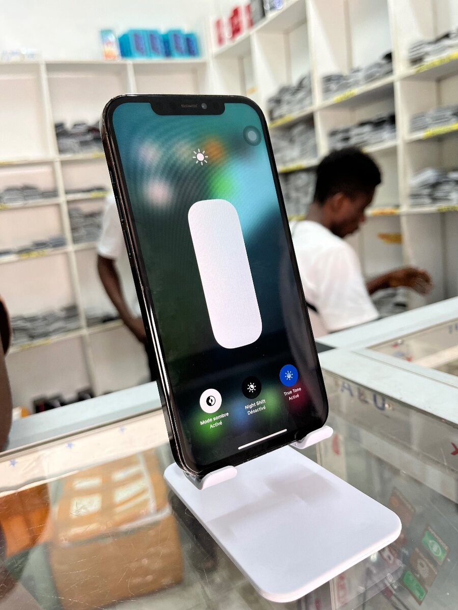 iPhone 12Pro Max 128GB (Second main propre )