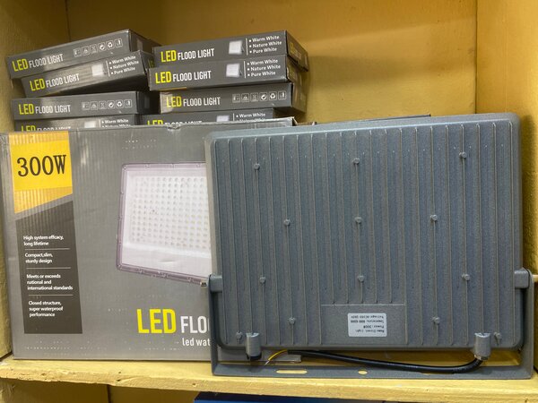 Projecteur LED 300W IP66