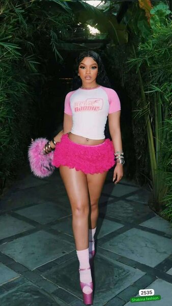 Tenue élégante femme