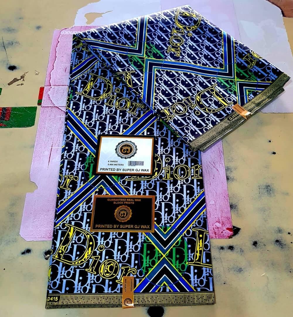 Polyester fabric with print