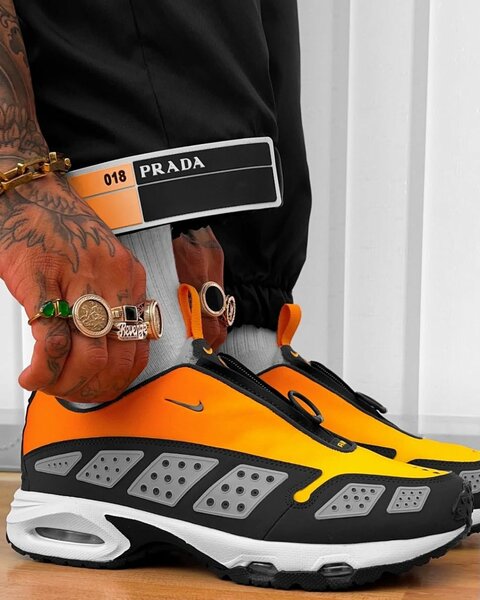 Sneakers tendance orange-noir