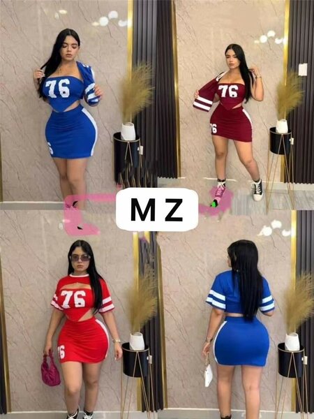 Robe sportive moulante "76"