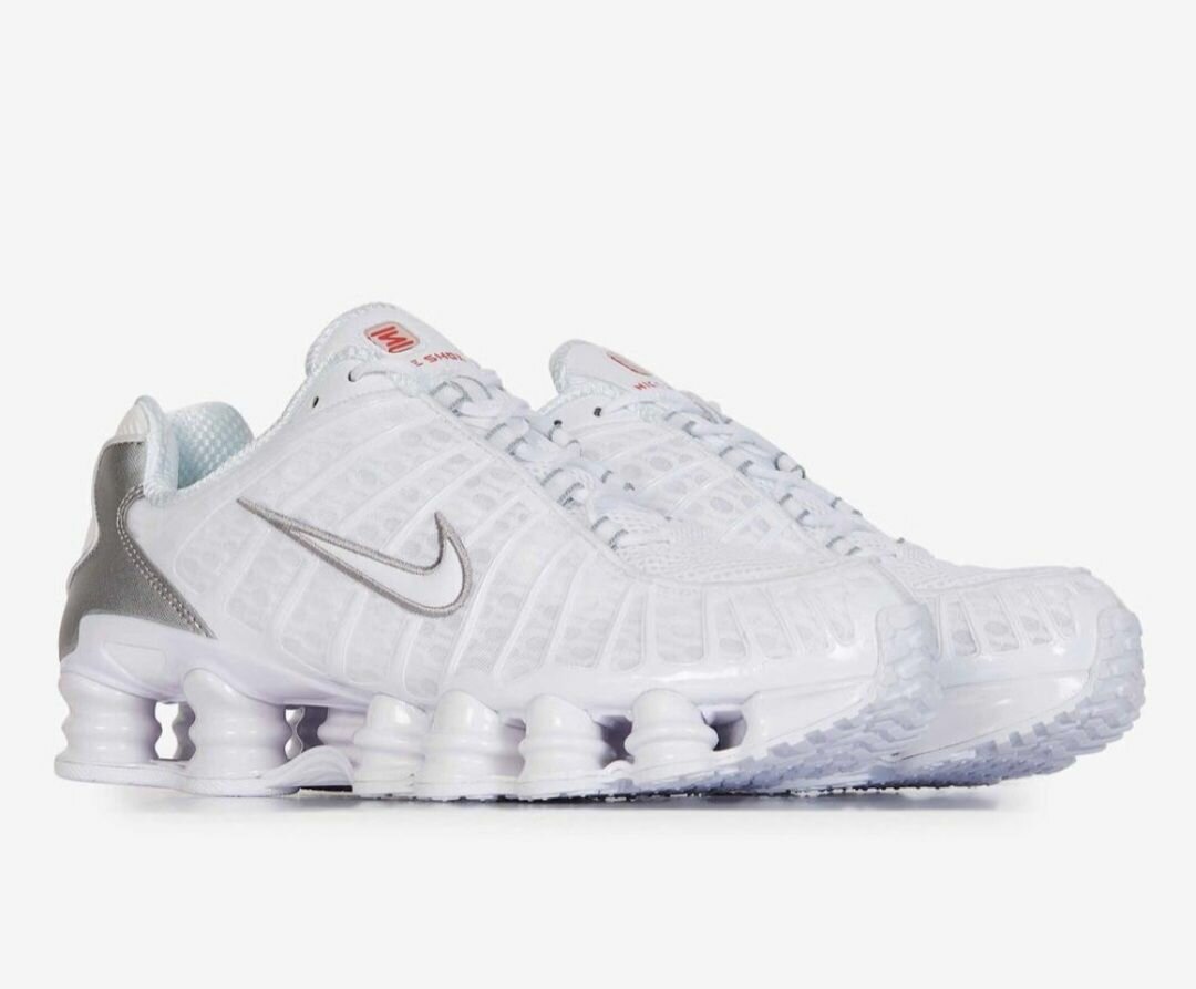 Chaussures Nike Shox