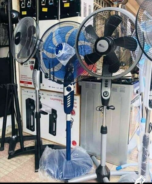 Ventilateur sur pied réglable