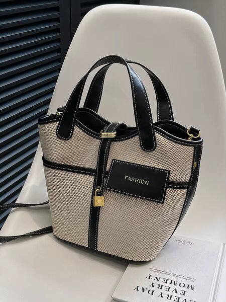 Sac à main en toile élégante