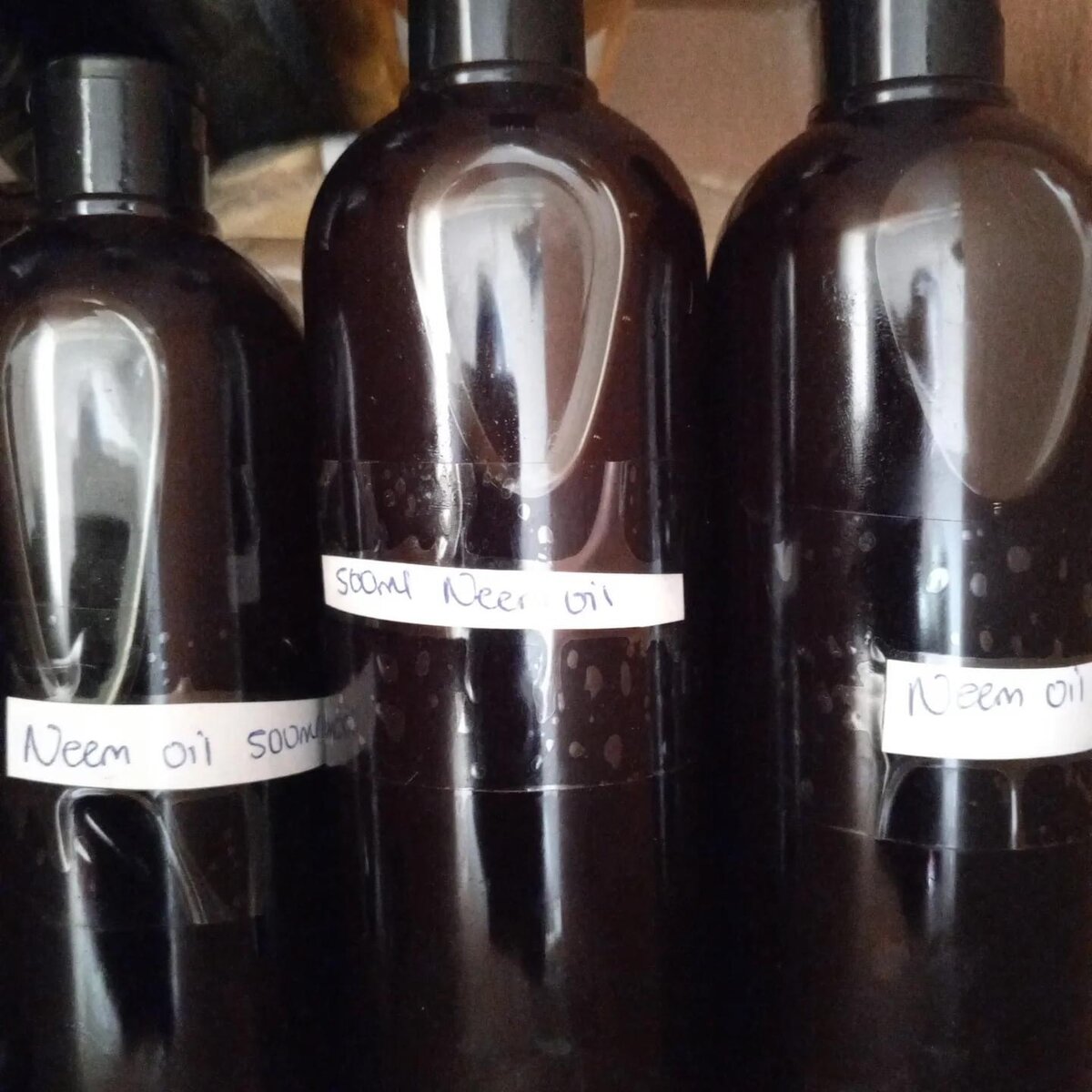 Naturally cold pressed Neem oil