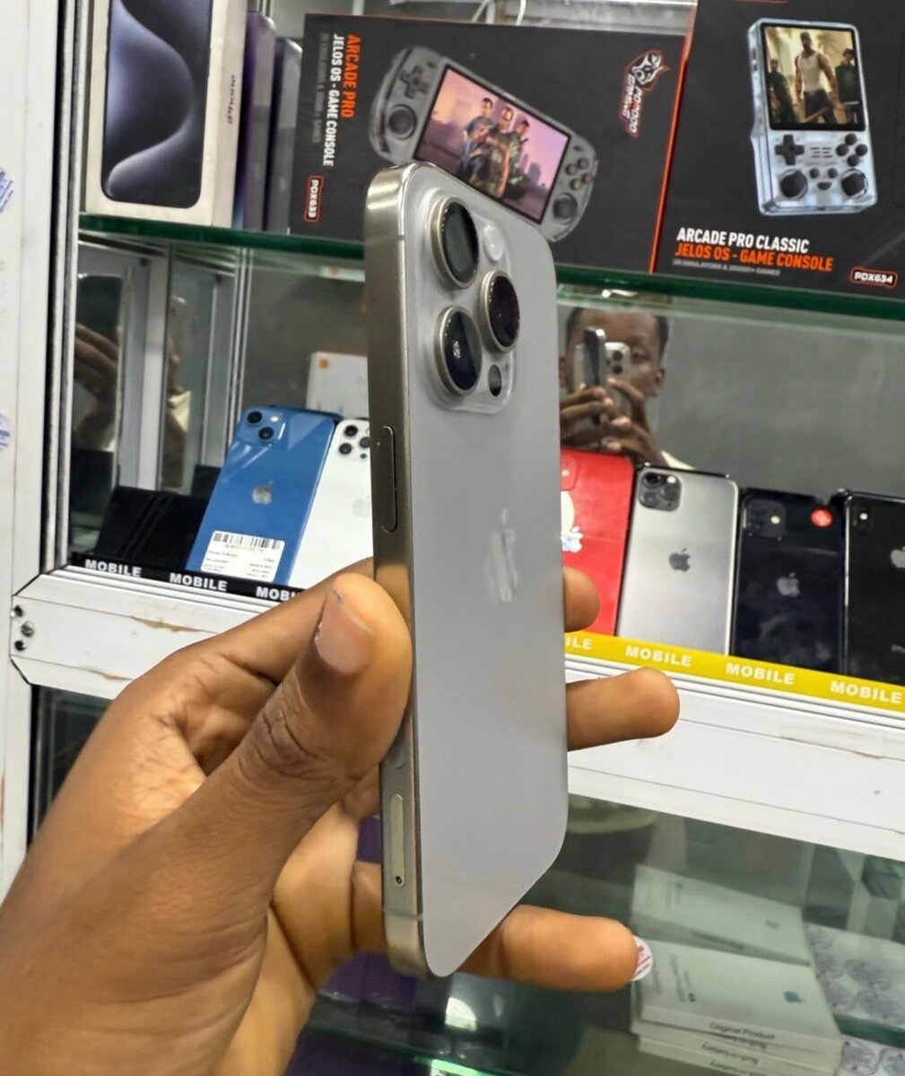 iPhone 15 Pro Max 256 Go