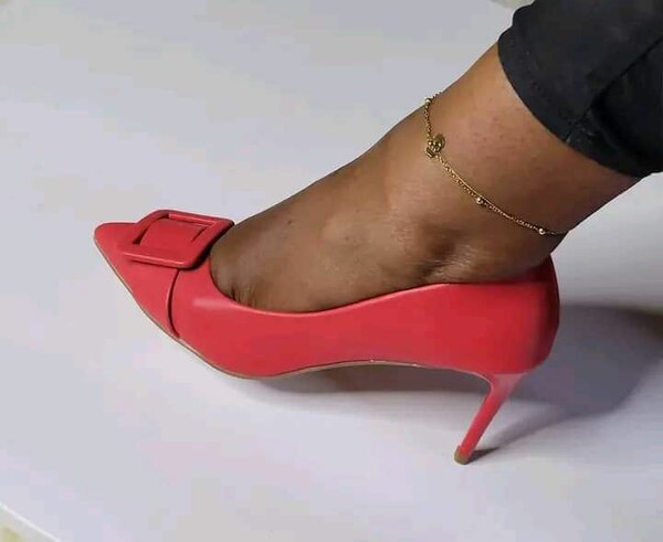 Élégants escarpins à talons