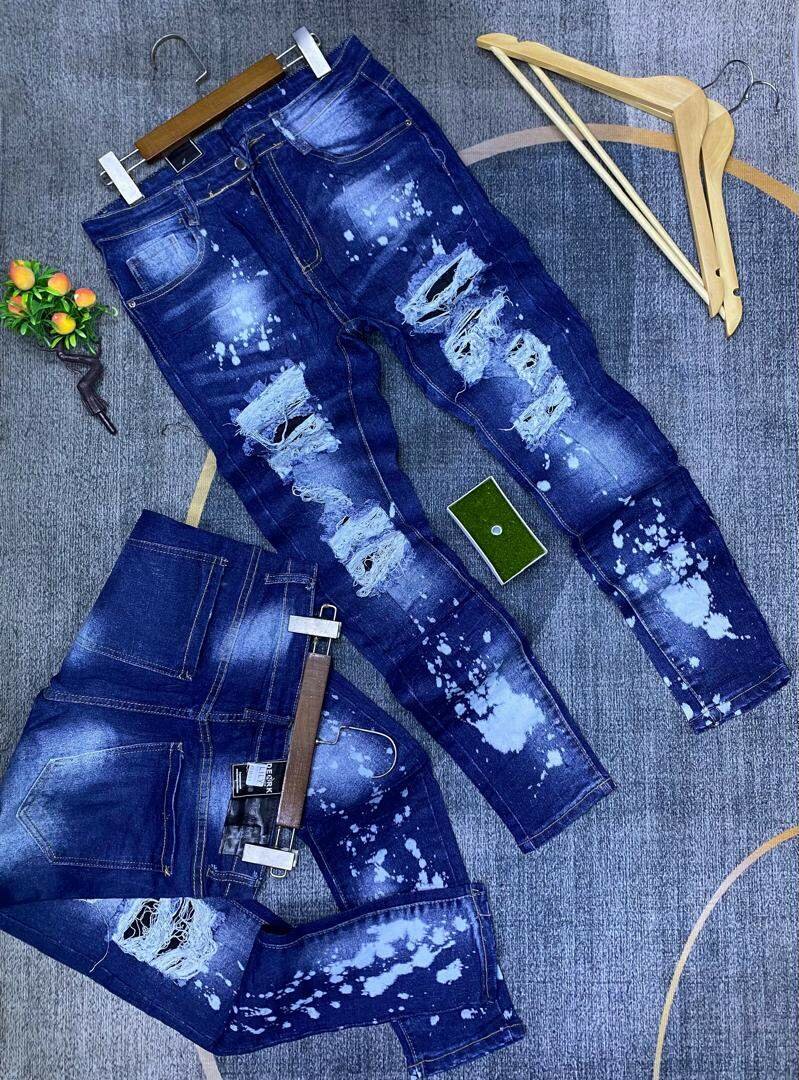 Damage jeans
