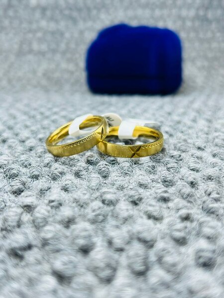 Bagues de mariage en acier inoxydable or plaqué 