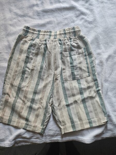 Shorts en lin rayés