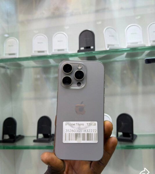 iPhone 15 Pro 128Go reconditionné