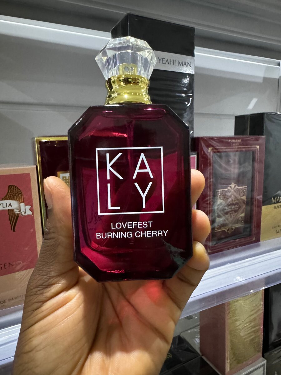 Lovefest Burning Cherry by Kaly