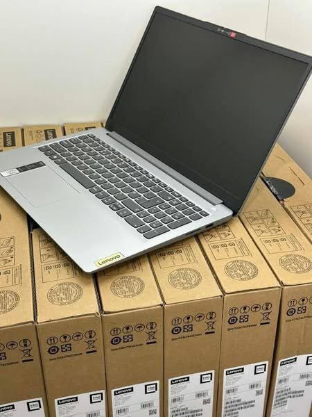  Lenovo IdeaPad 1