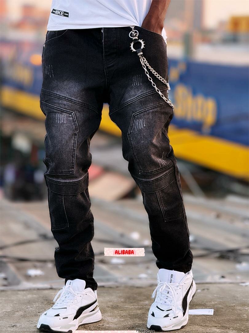 Jeans tendance avec chaîne