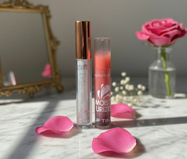 Glossy Lip Moisturizer