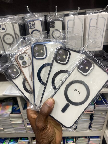 Coque Magnétique iPhone 11