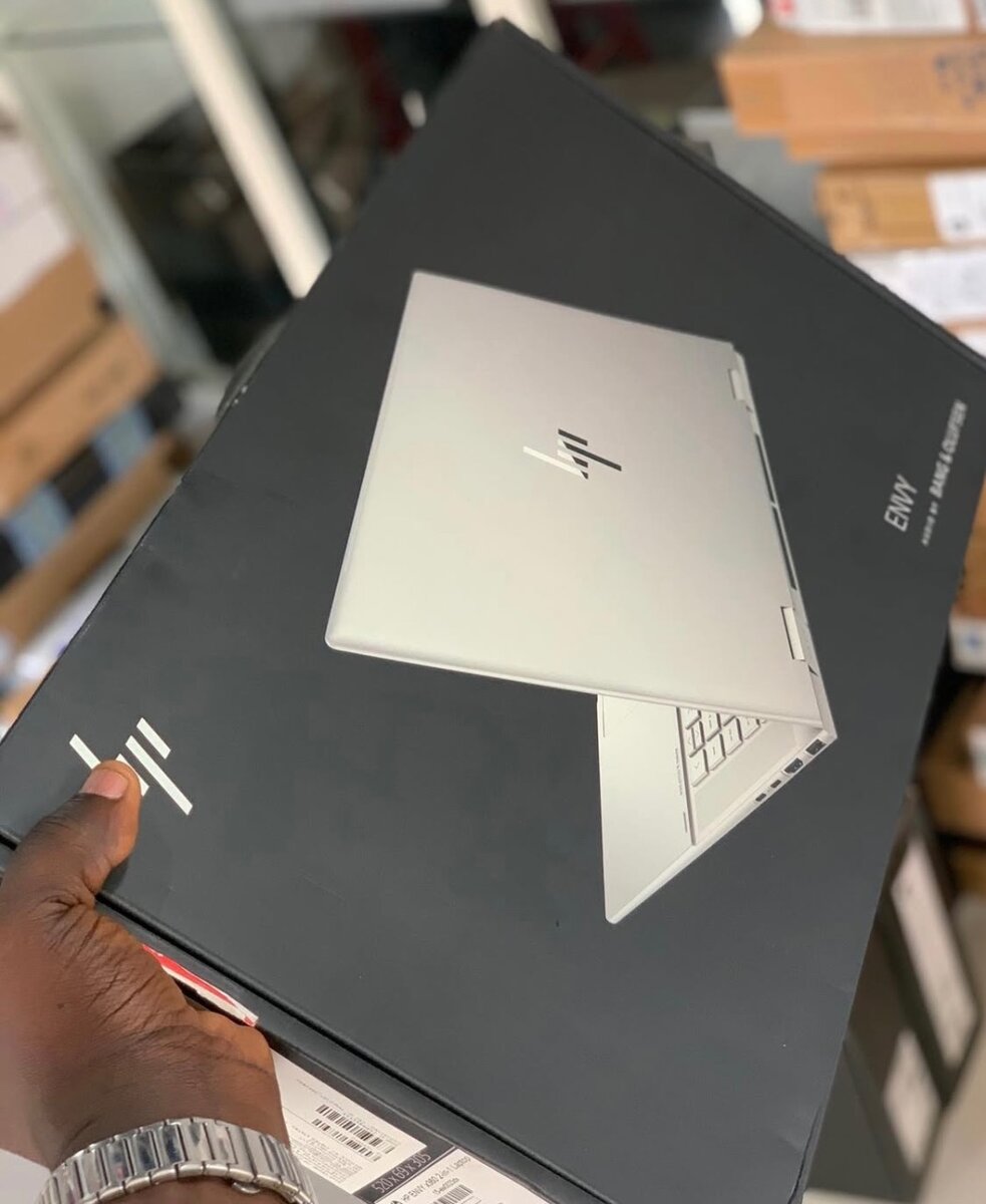 ORIGINALLY CERTIFIED HP ENVY CONVERTIBLE LAPTOP