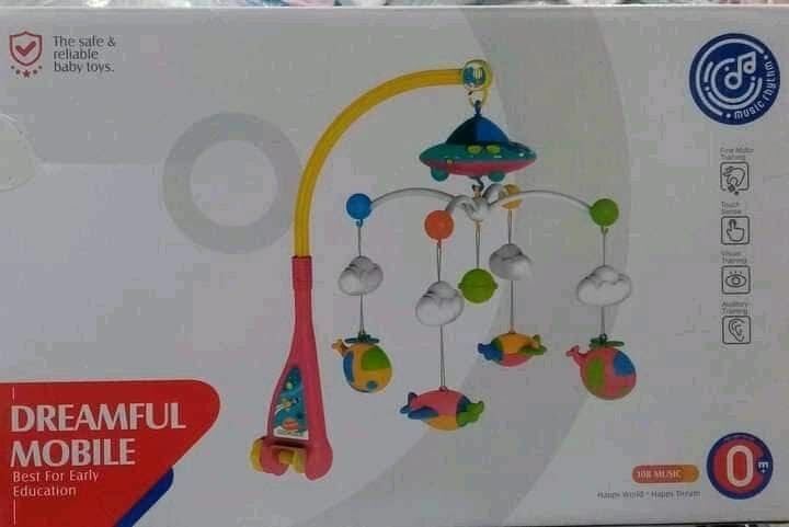 Mobile musical pour bébé