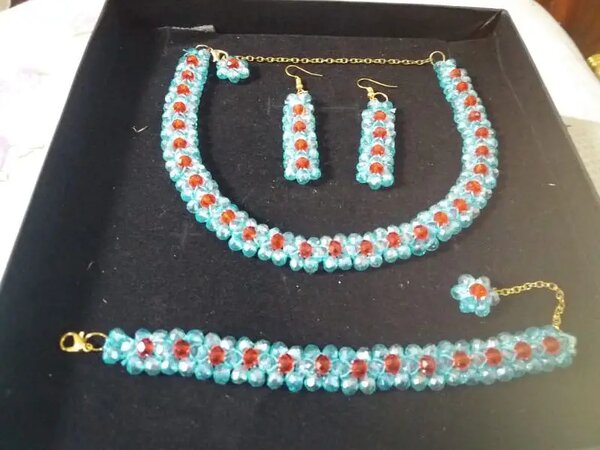 Elegant set