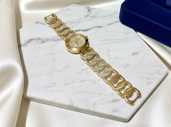 Montre Bracelet Doré Luxe