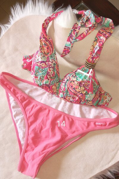 Women's two-piece swimsuit