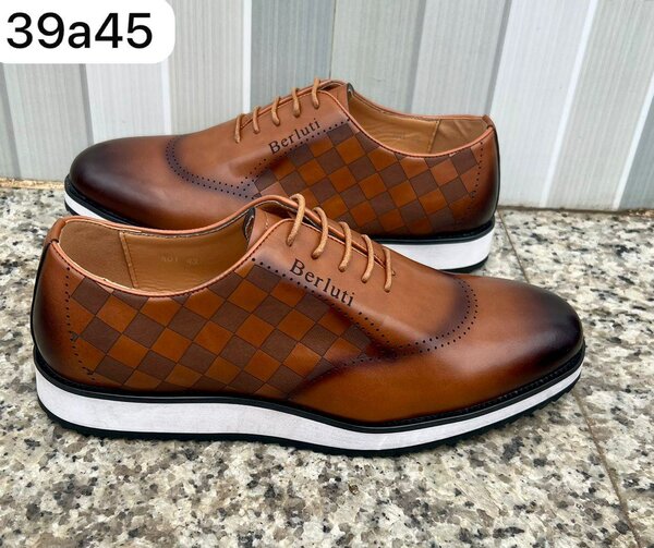 Chaussures Derby élégantes homme