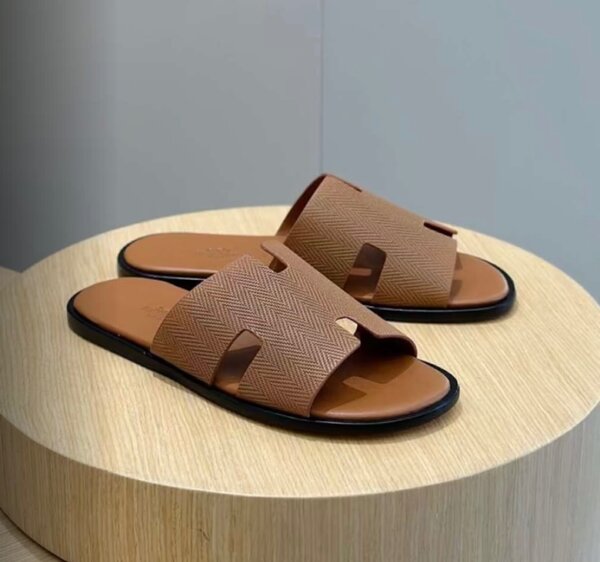 Alwardi shoes