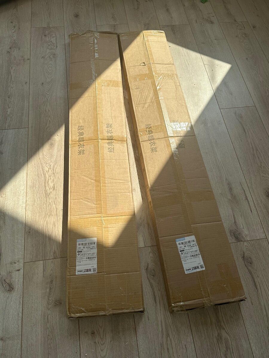 Вешалка высота 1.5м широта 1.5