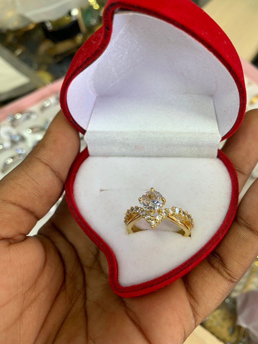 Bague de Fiançailles Élégante