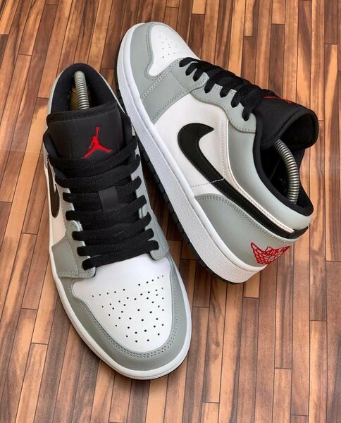 Nike Jordan 1 low
