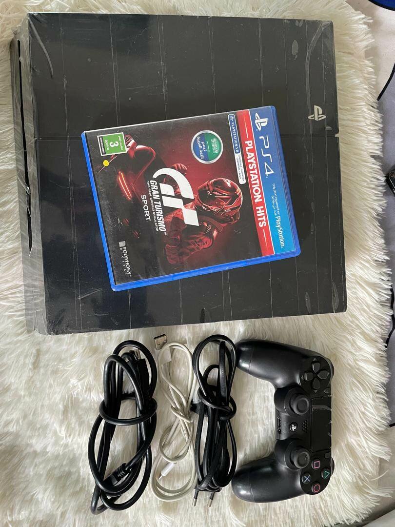 "PS4 Fat + 1 Manettes + Jeux  Super Offre en Parfait État !