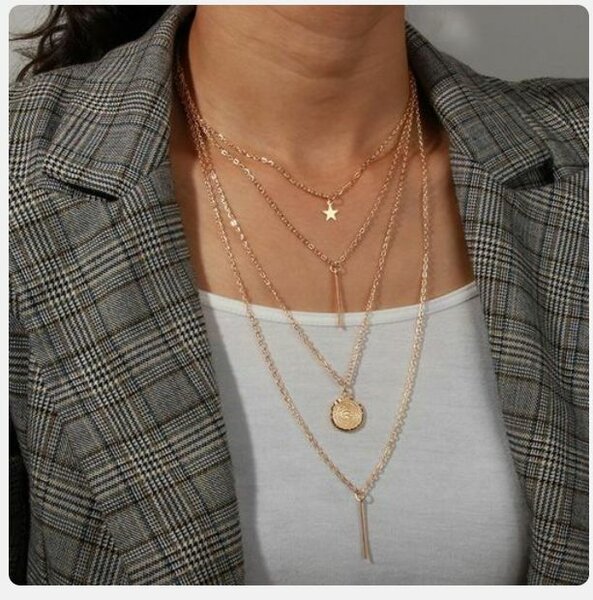 Collier Multi-Rangs Élégant