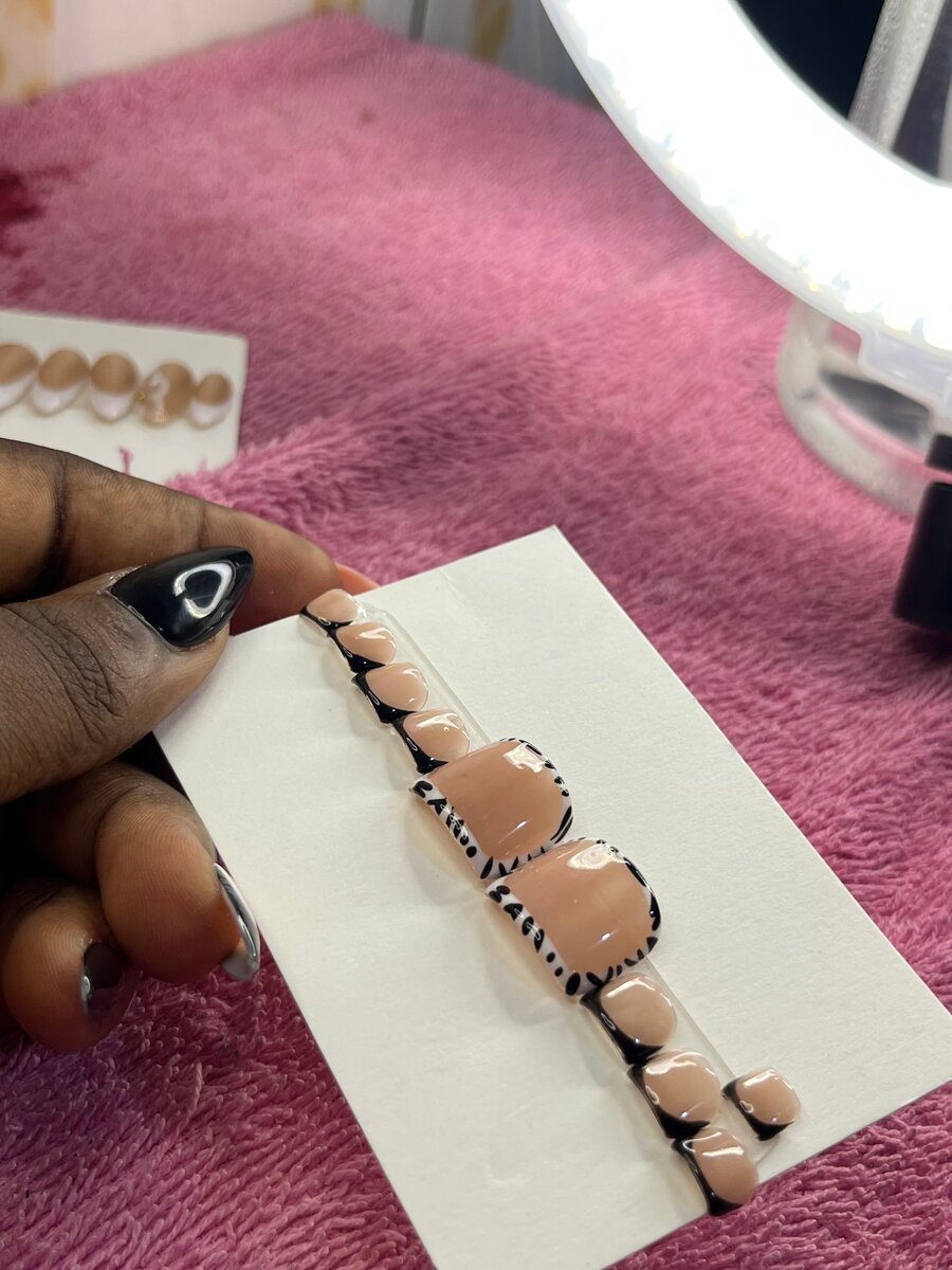 Faux ongles pour femmes, 12 pièces