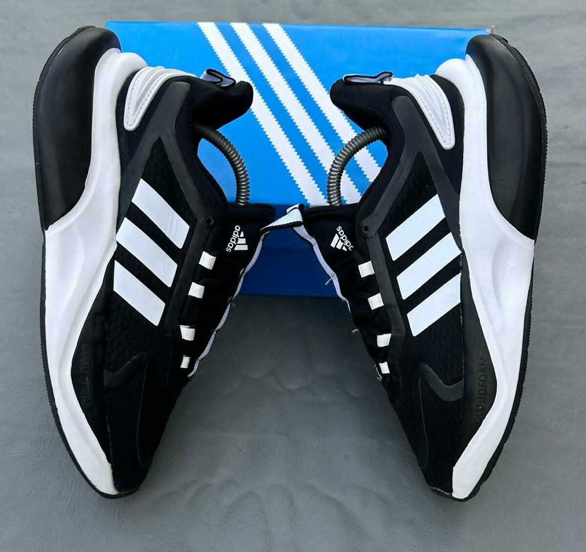 Chaussures Adidas élégantes