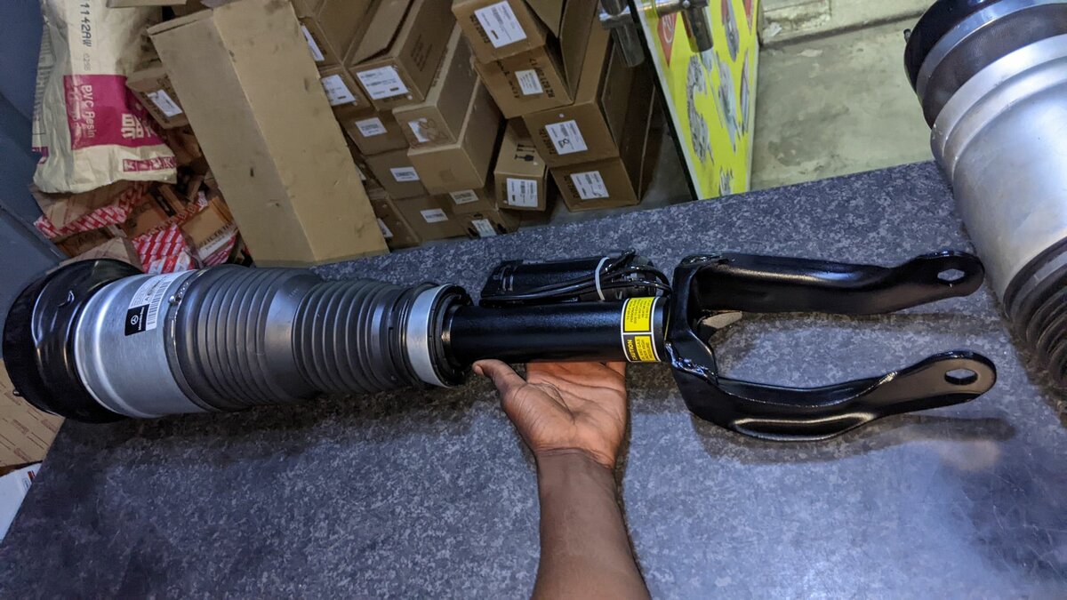 Electric Air Suspension Shocks Mercedes Benz GLE X292  X166