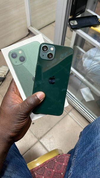 iPhone 13 128 g