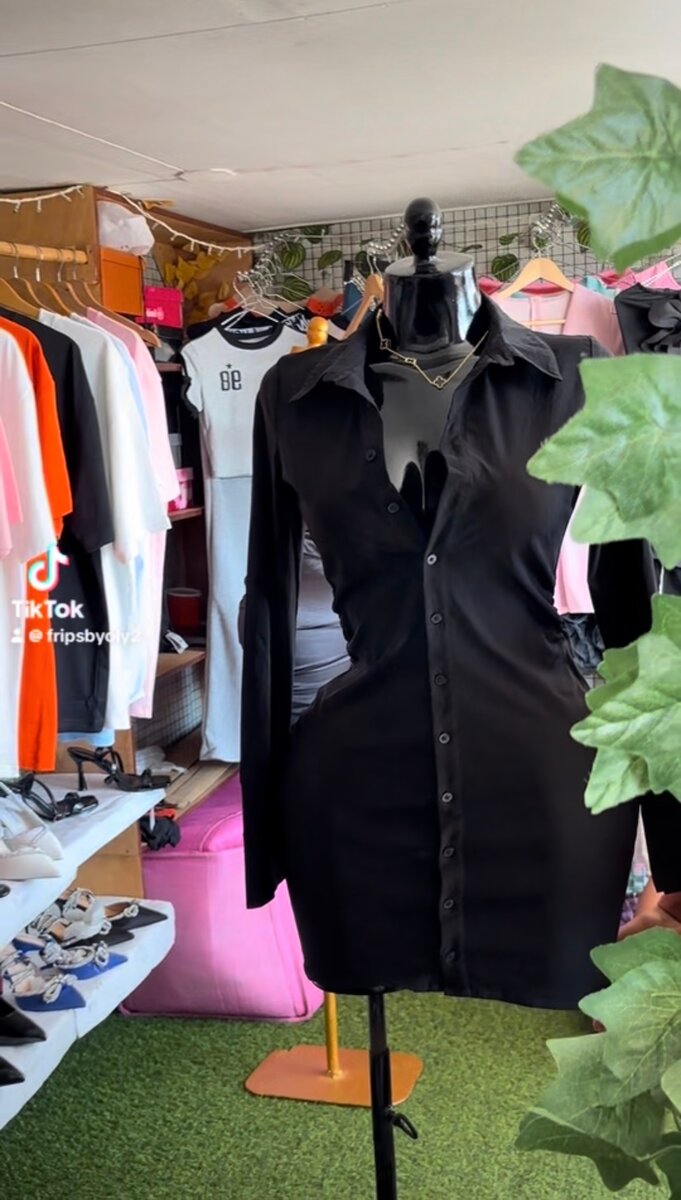 Robe élégante noire