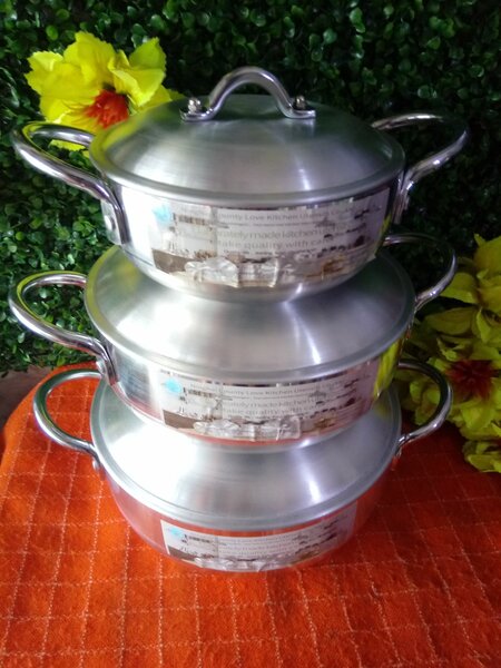 3 casseroles inoxydables