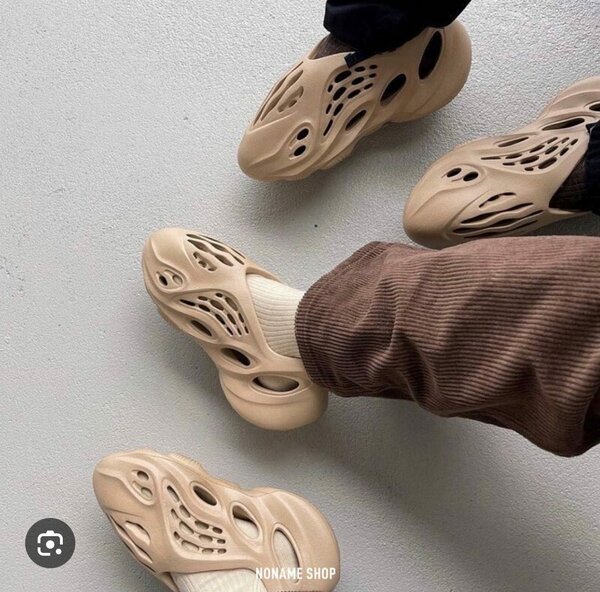 Yeezy FOAM