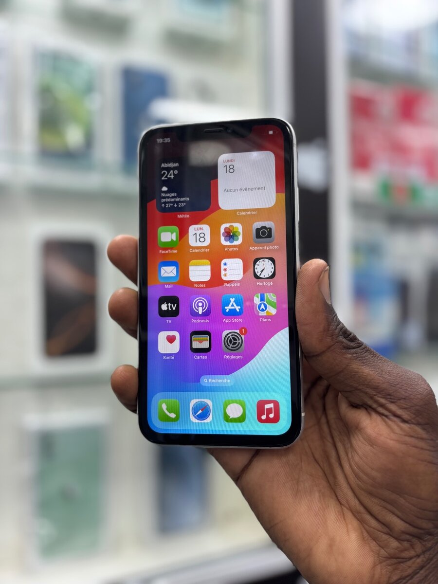 iPhone XR Blanc 64Go
