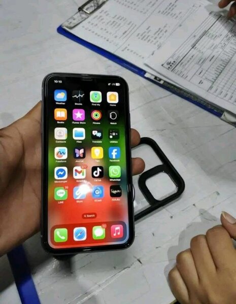 iPhone 11 64GB Violet