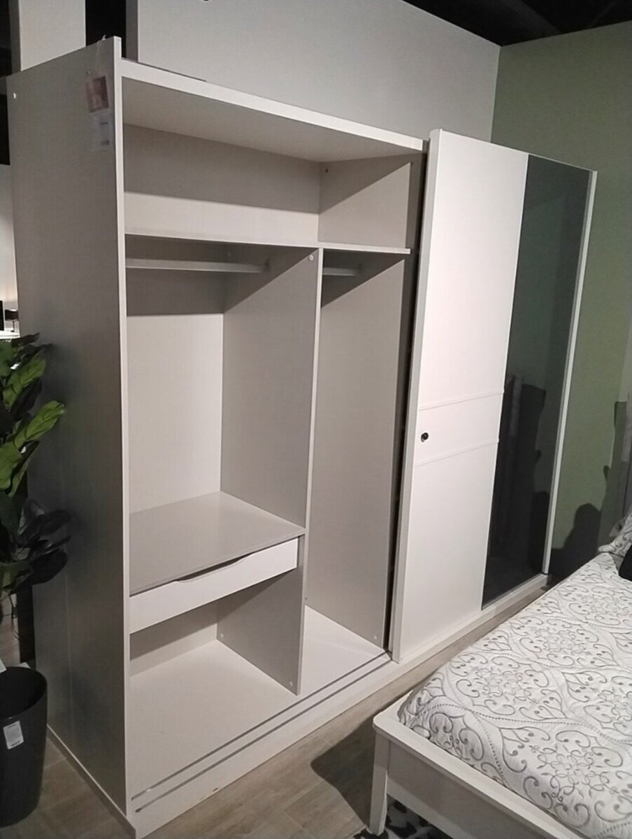 Urban Sliding Wardrobe