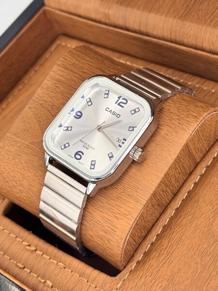 Montre Chic en Acier Inoxydable