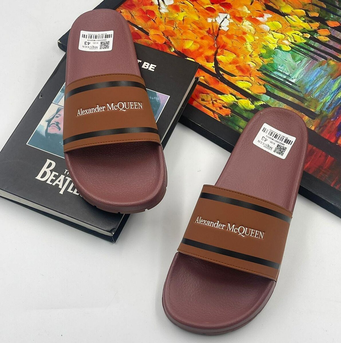 Unisex slides