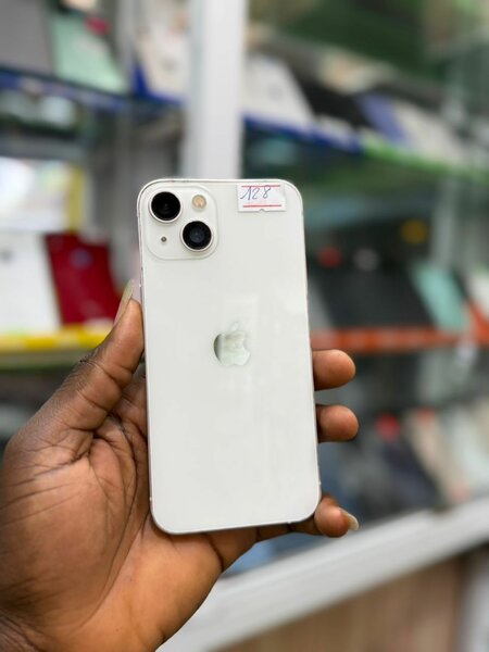 iPhone 13 128Go 2nd main
