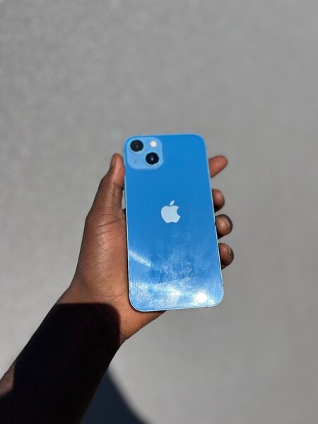 iPhone 13