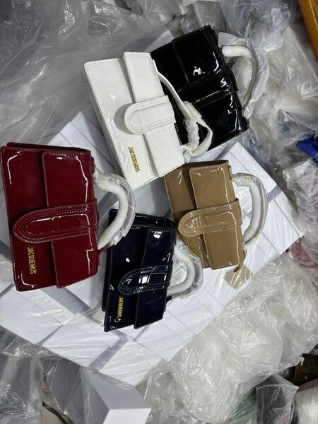 Sac à main en cuir pour femme